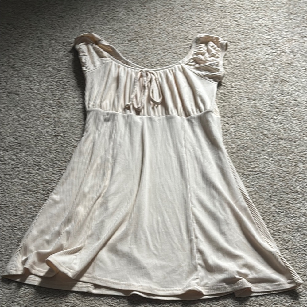 Francesca’s cute mini dress with Cap Sleeves